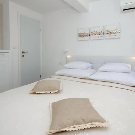 Holiday home Luxury Malo - *