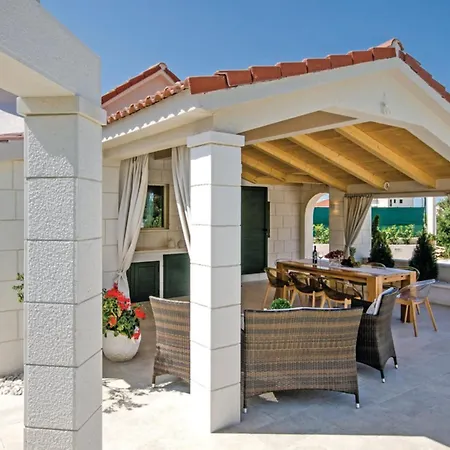 Holiday home Luxury Malo - Trogir
